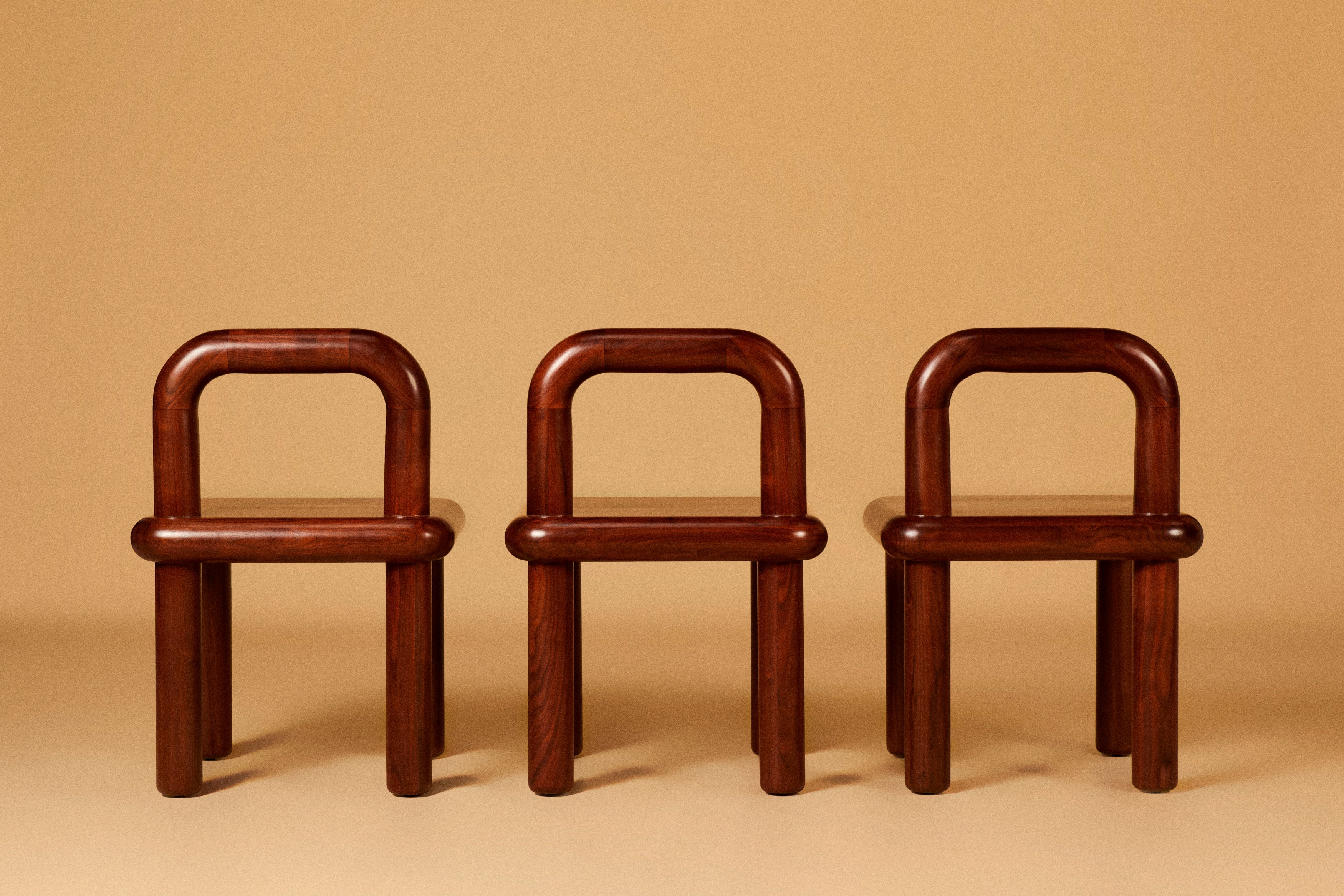 CURVO DINING CHAIR