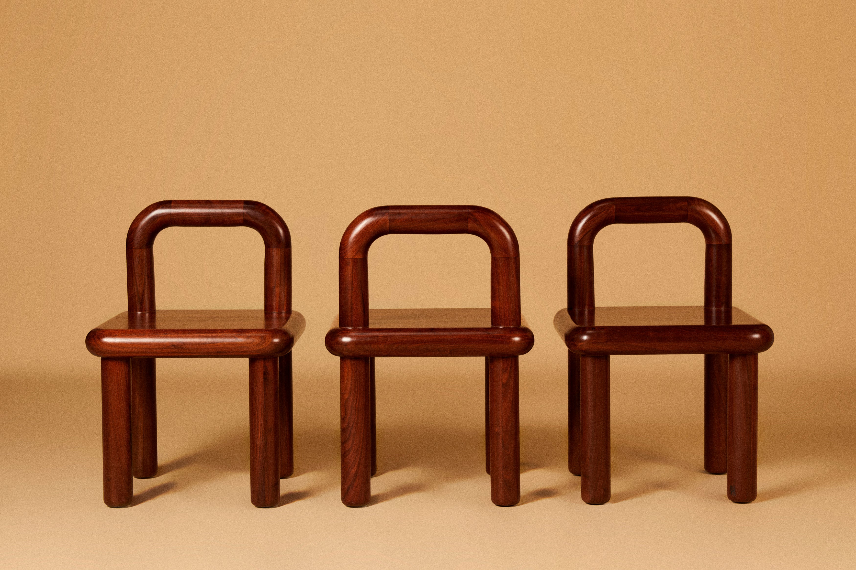 CURVO DINING CHAIR